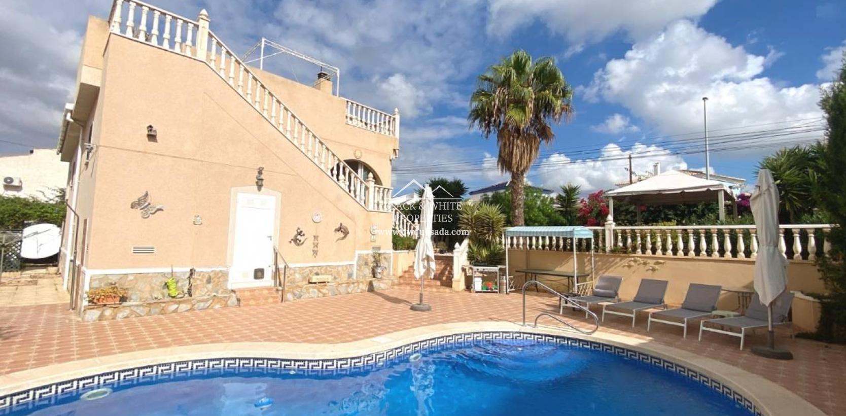 Resale - Villa - Ciudad Quesada