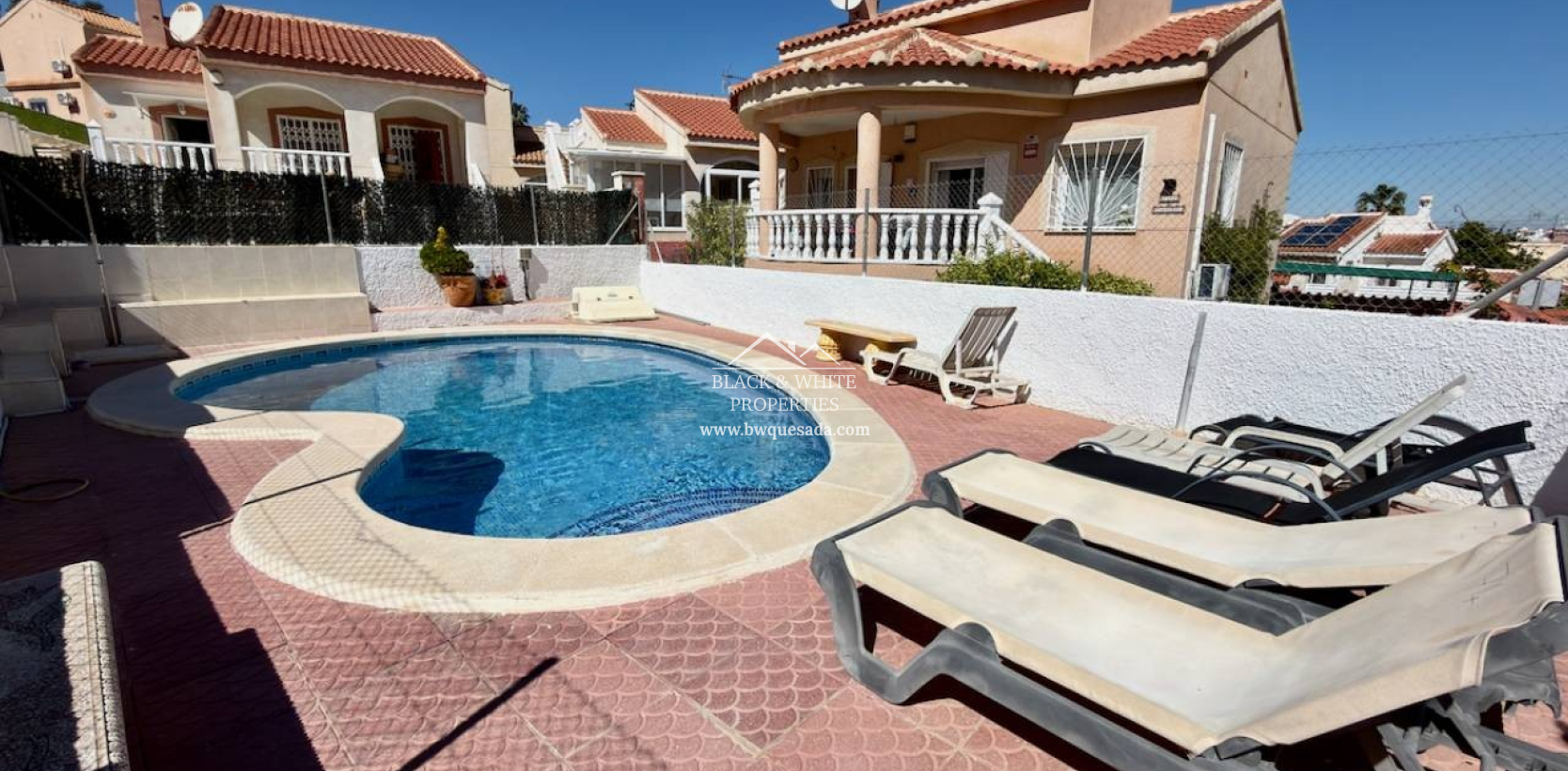 Resale - Villa - Ciudad Quesada