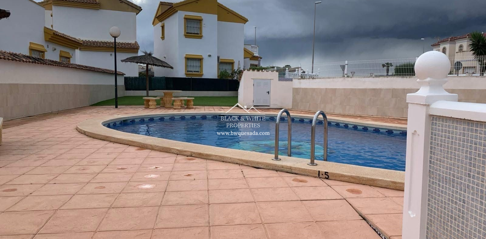 Resale - Villa - Guardamar del Segura - El Raso