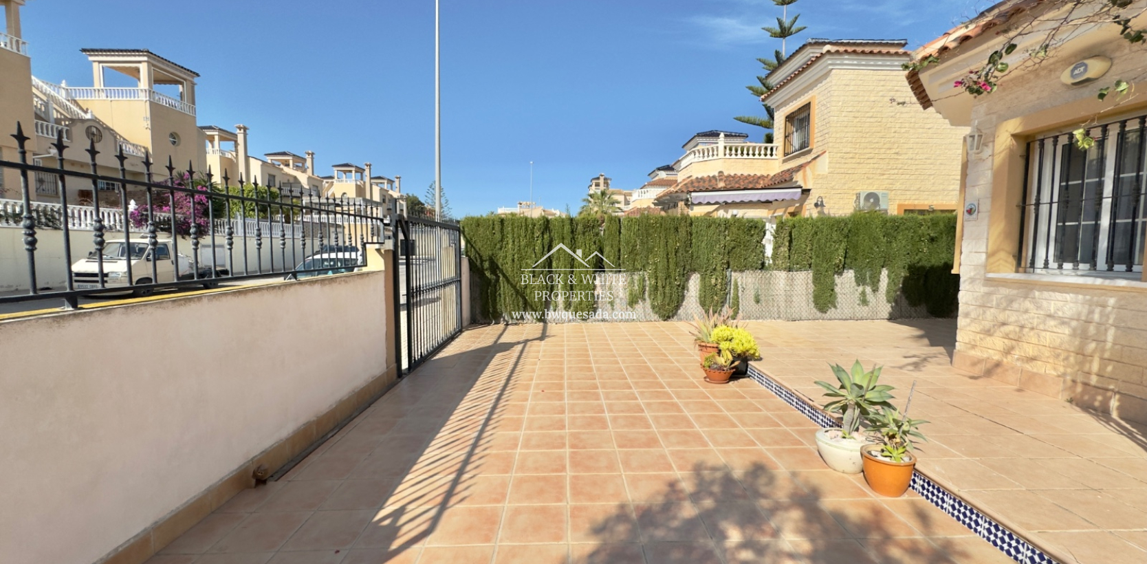 Resale - Villa - Guardamar del Segura - El Raso