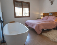 Resale - Villa - Lo Crispin