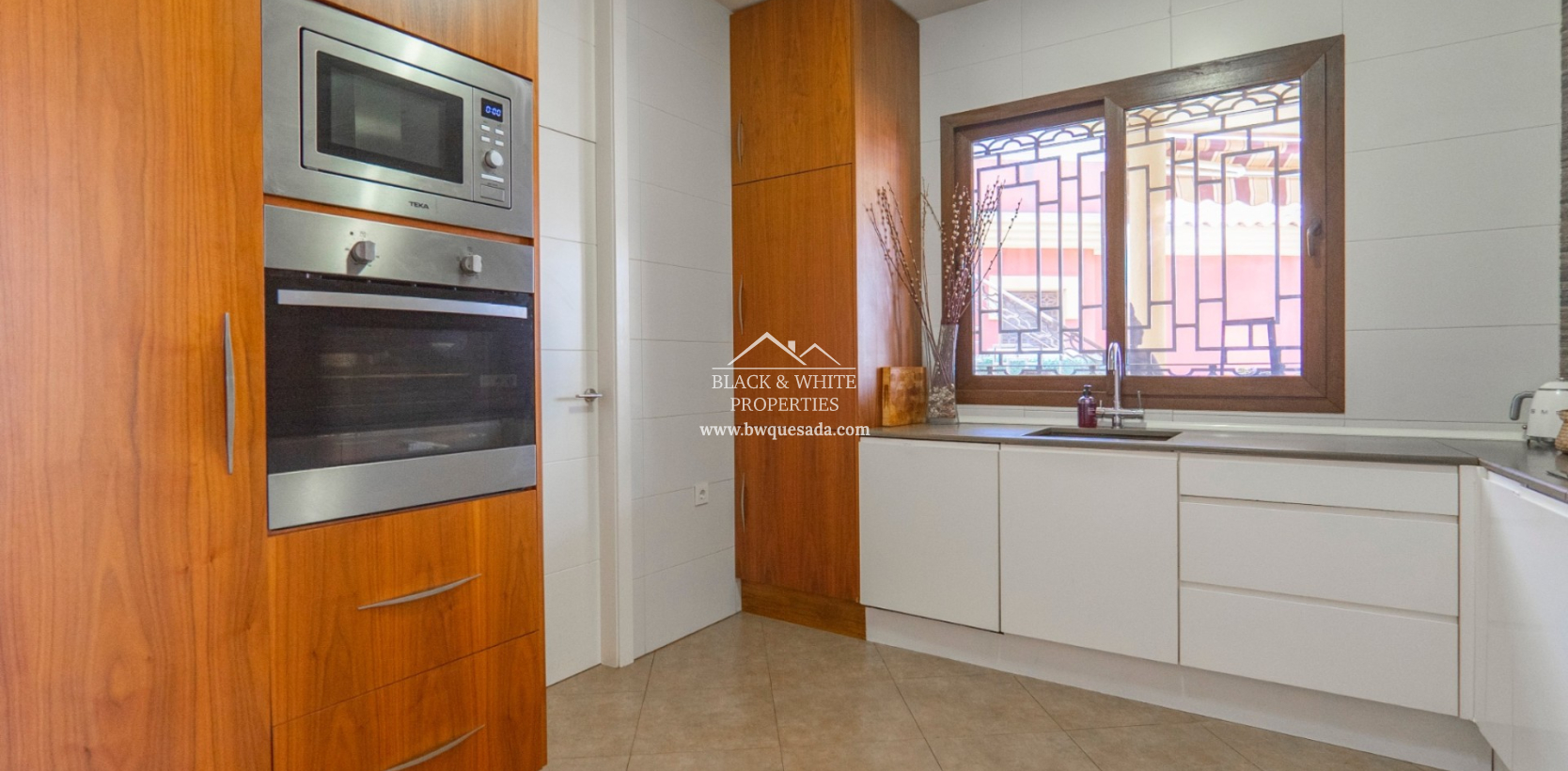 Resale - Villa - Lo Crispin