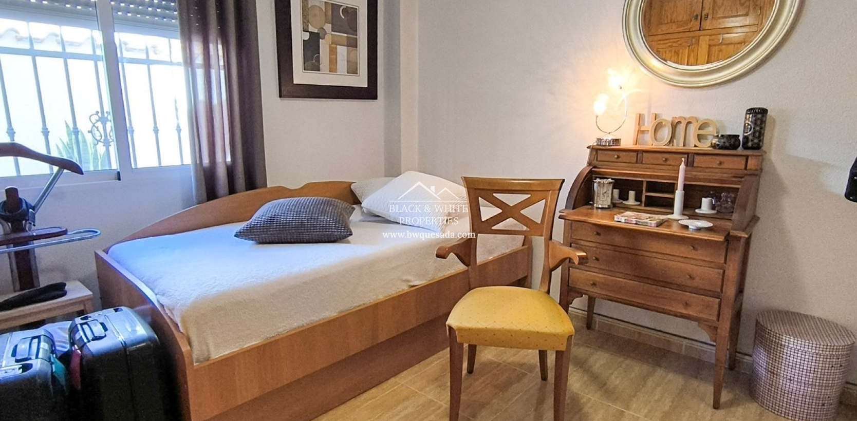 Resale - Villa - Lo Crispin