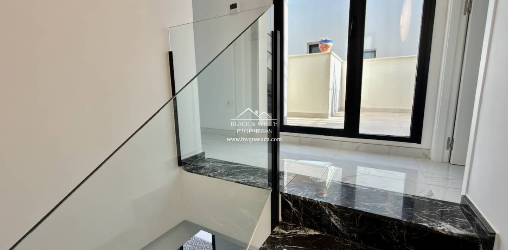 Resale - Villa - Los Montesinos