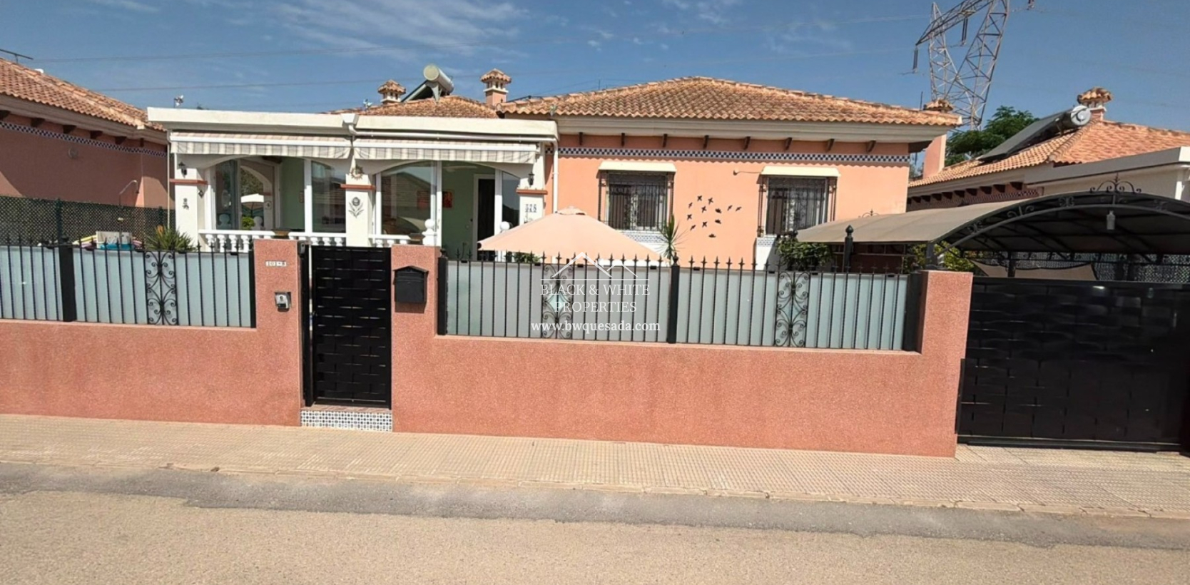 Resale - Villa - Los Montesinos