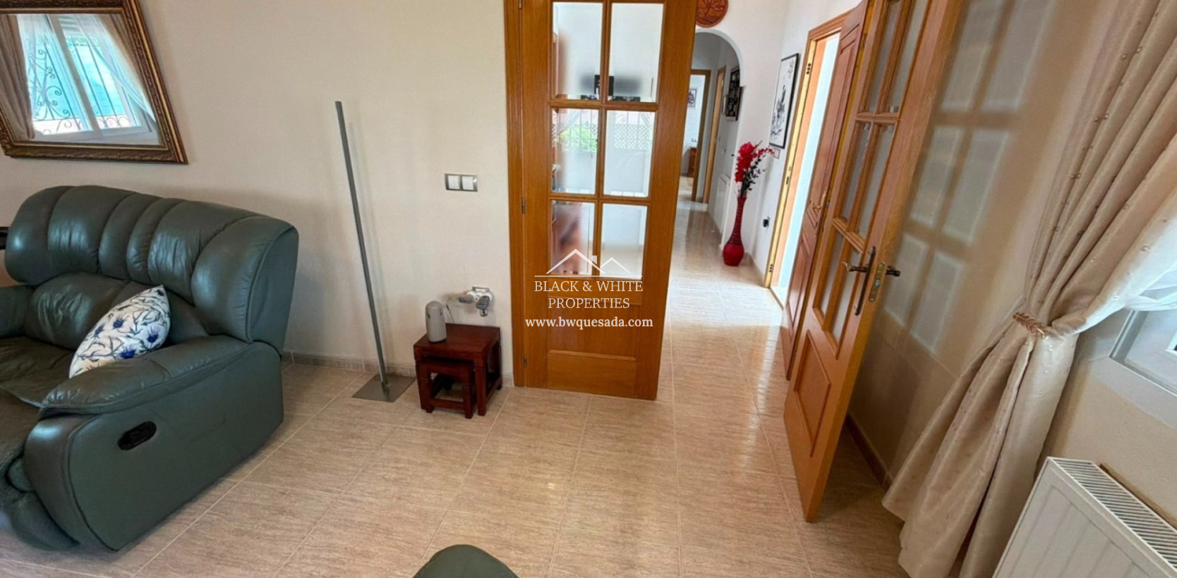Resale - Villa - Los Montesinos