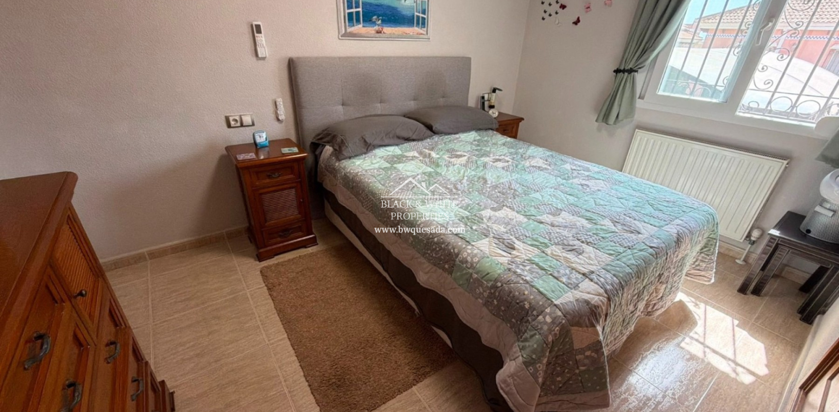 Resale - Villa - Los Montesinos