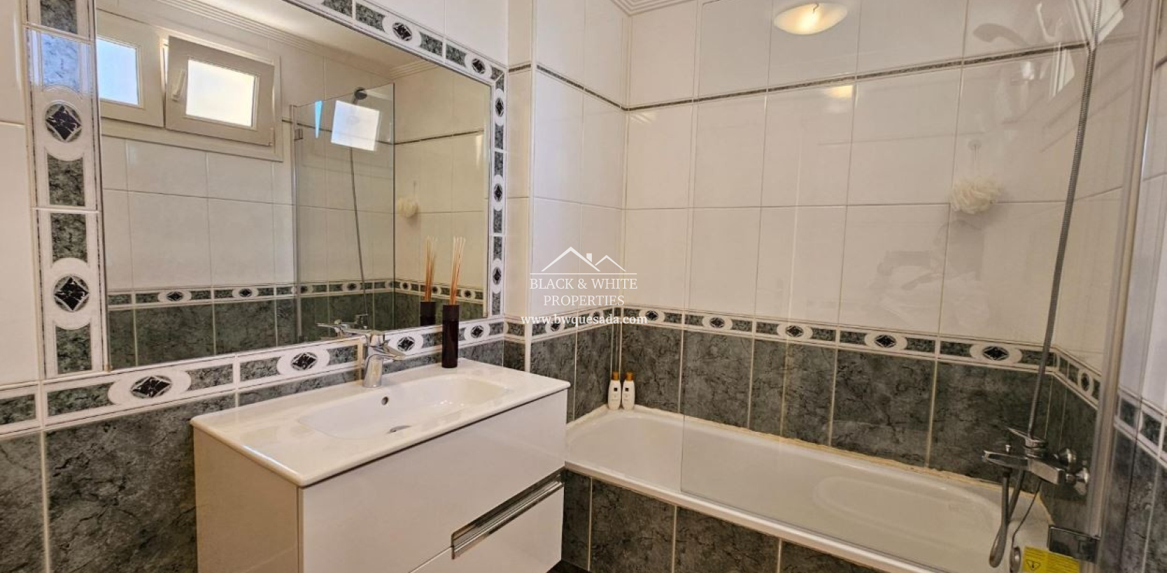 Resale - Villa - Orihuela - Orihuela Costa