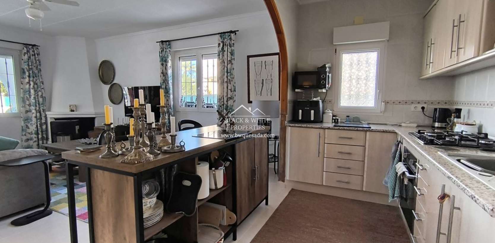 Resale - Villa - Torrevieja - El chaparral