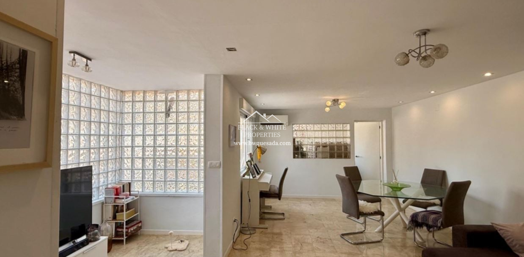 Resale - Villa - Torrevieja - Playa del Cura