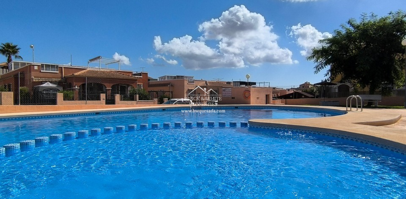 Revente - Rez-de-chaussée - Los Montesinos - La herrada