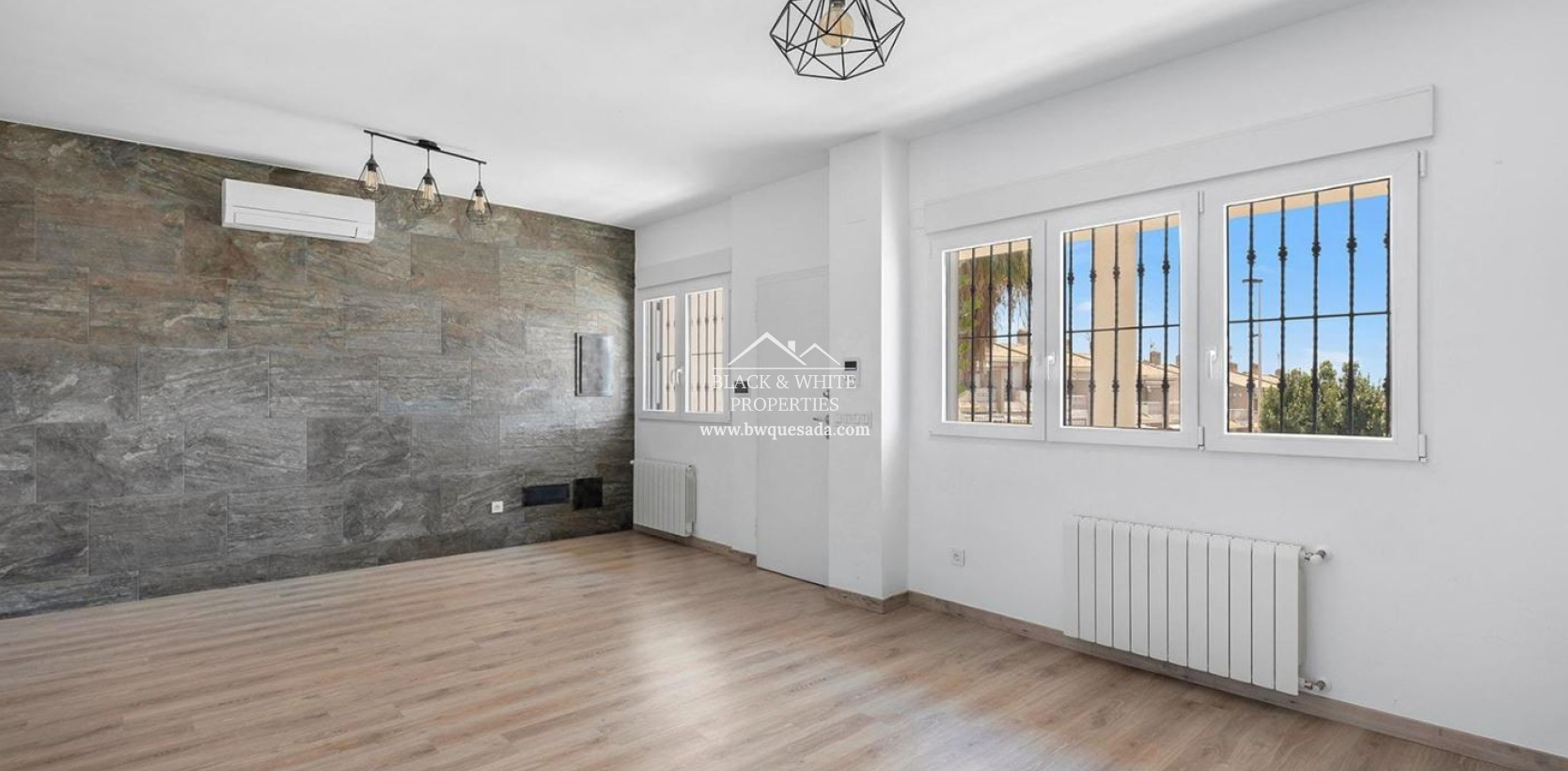 Revente - Semi - Maison de Ville - Torrevieja - Aguas nuevas 1