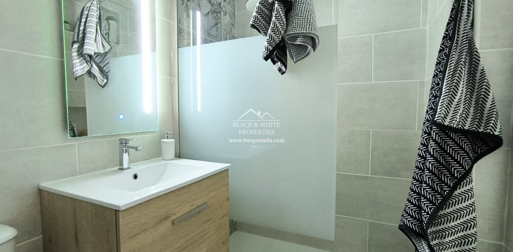 Venta - Apartamento - Entre Naranjos