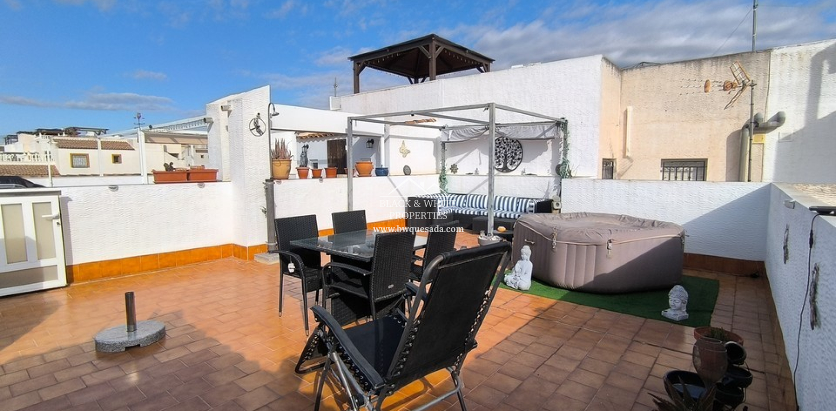 Venta - Apartamento - Entre Naranjos