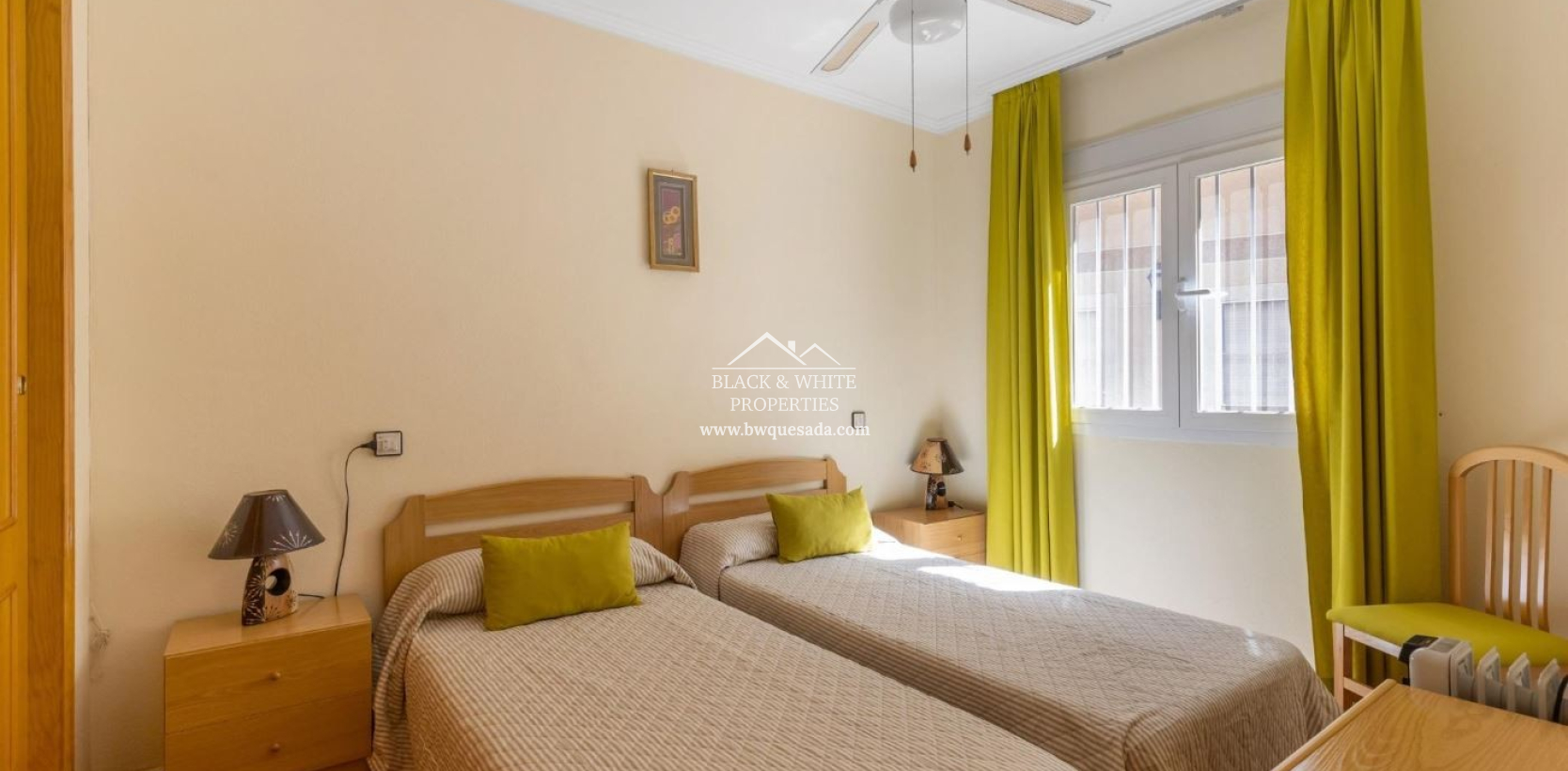 Venta - Planta Baja  - Torrevieja - Playa de los Locos