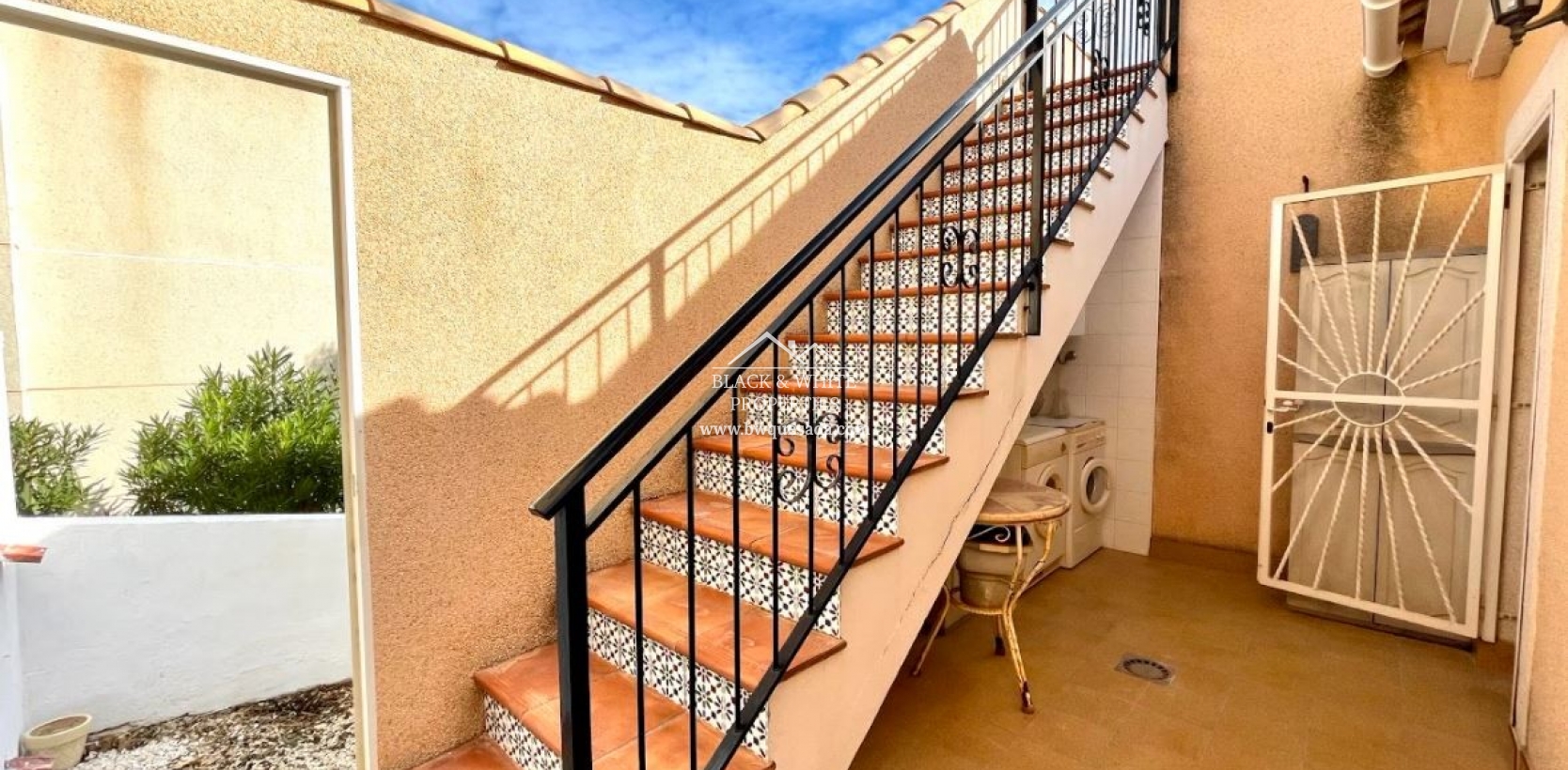 Venta - Semi - Adosada Villa  - Ciudad Quesada