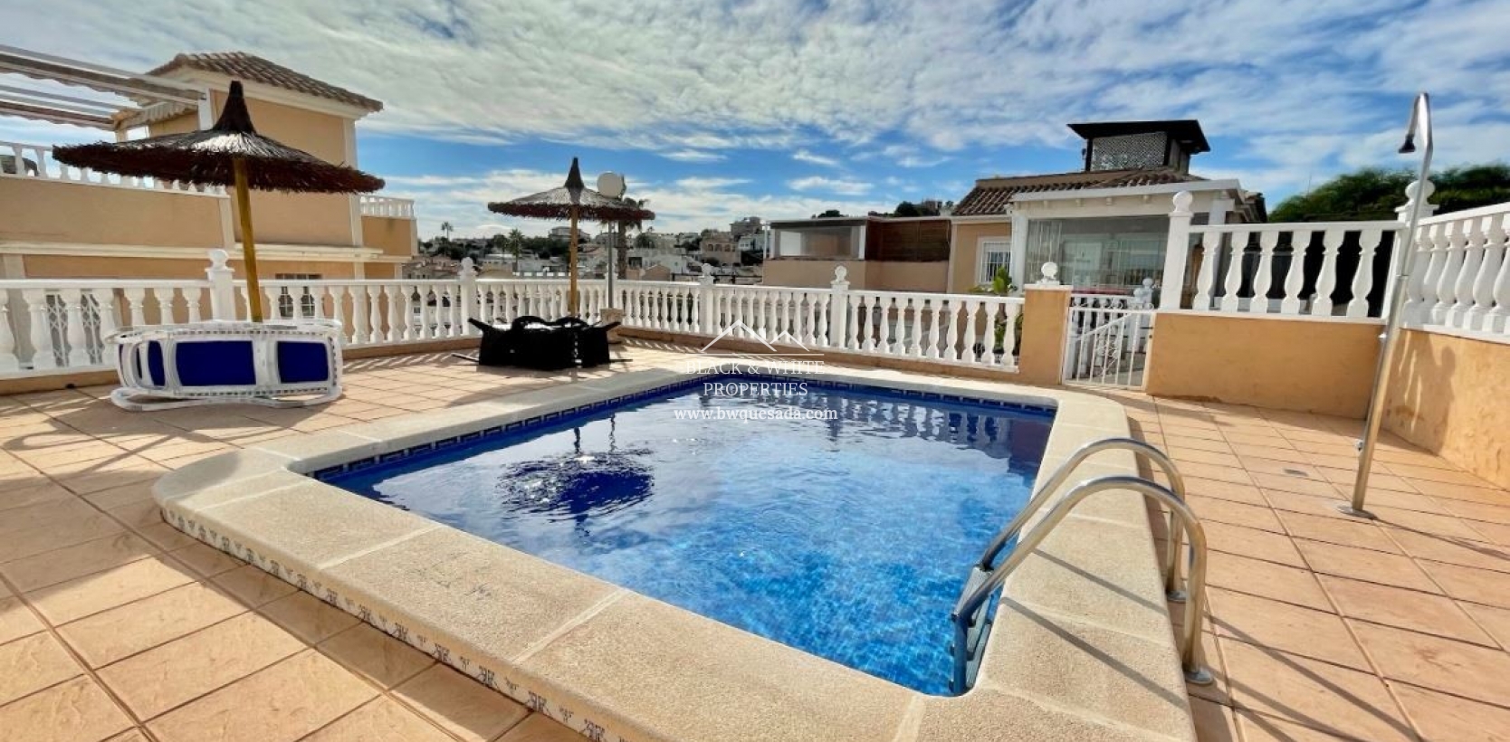 Venta - Semi - Adosada Villa  - Ciudad Quesada