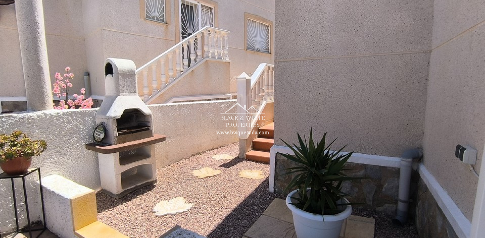 Venta - Semi - Adosada Villa  - Ciudad Quesada