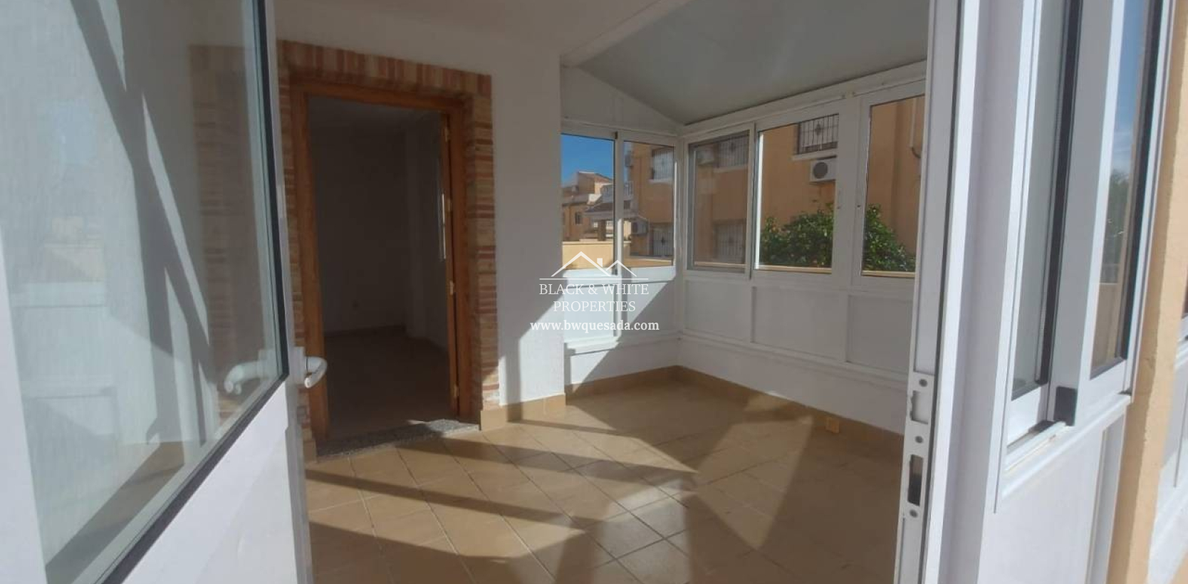 Venta - Semi - Adosada Villa  - Ciudad Quesada
