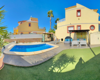Venta - Semi - Adosada Villa  - Lo Crispin