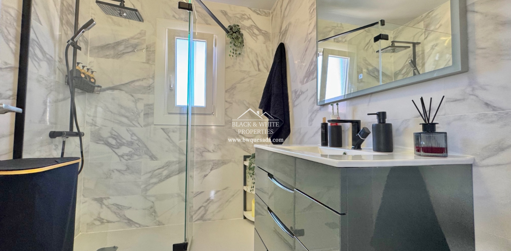 Venta - Semi - Adosada Villa  - Lo Crispin