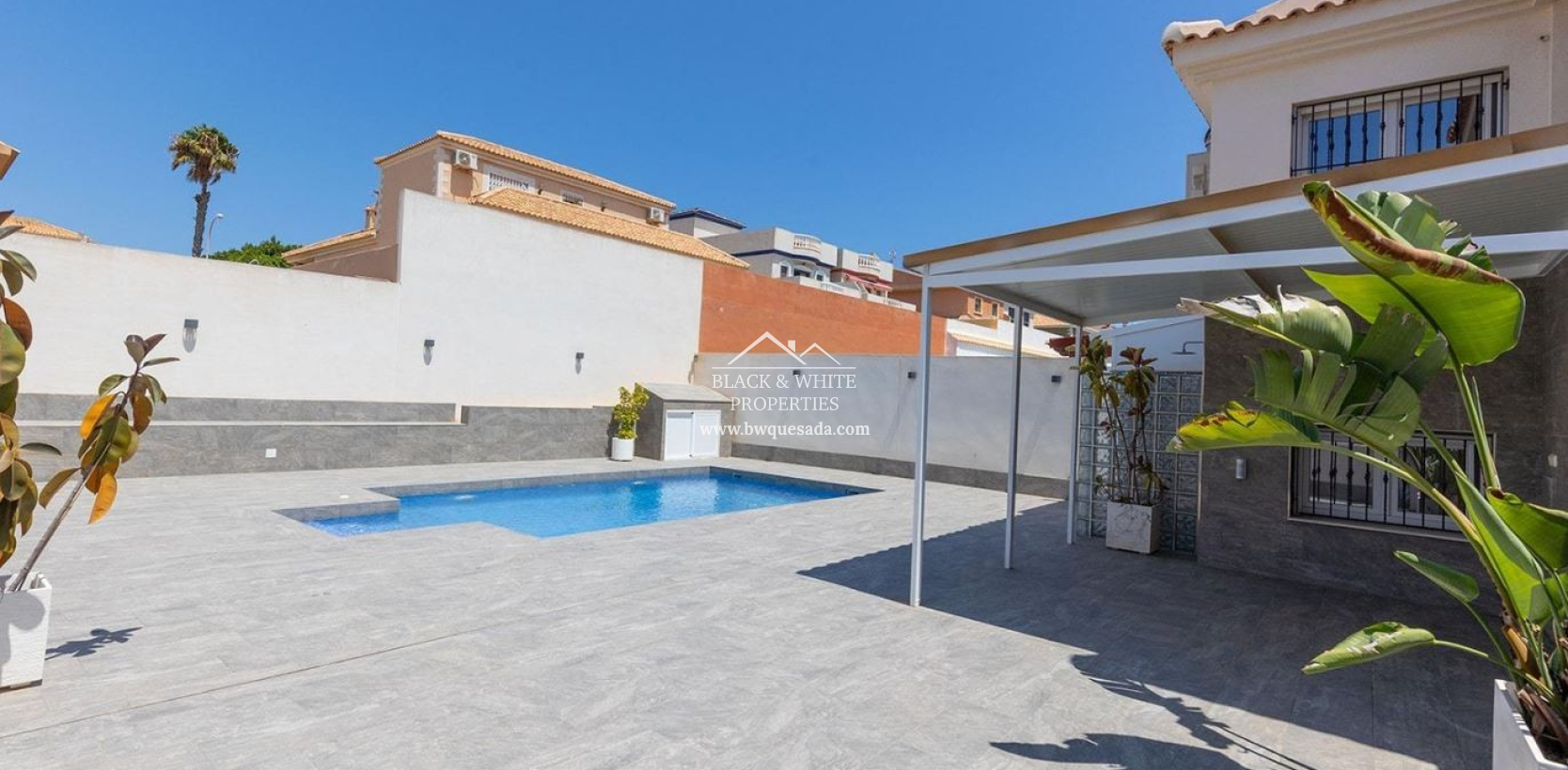 Venta - Semi - Adosada Villa  - Torrevieja - Aguas nuevas 1