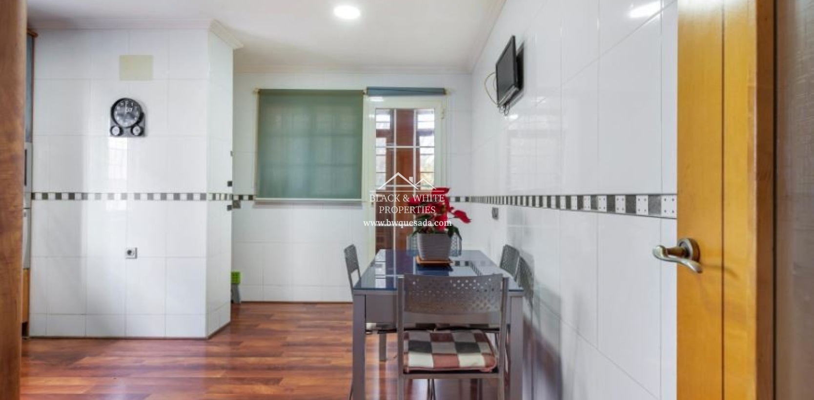 Venta - Semi - Adosada Villa  - Torrevieja - Nueva Torrevieja - Aguas Nuevas