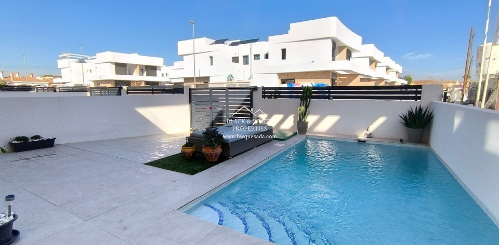 Venta - Villa - Los Montesinos - La herrada