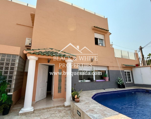 Villa - Resale - Torrevieja - Playa del Cura