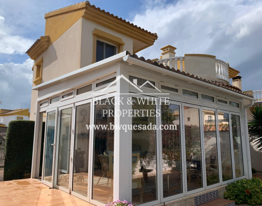 Villa - Venta - Guardamar del Segura - El Raso