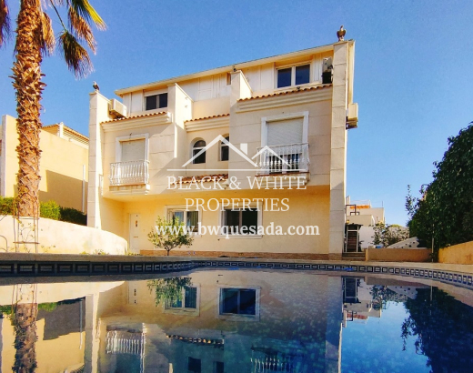 Villa - Venta - Guardamar del Segura - Guardamar del Segura